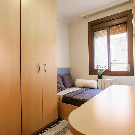 Apartamento De 2 Dormitorios Rubi