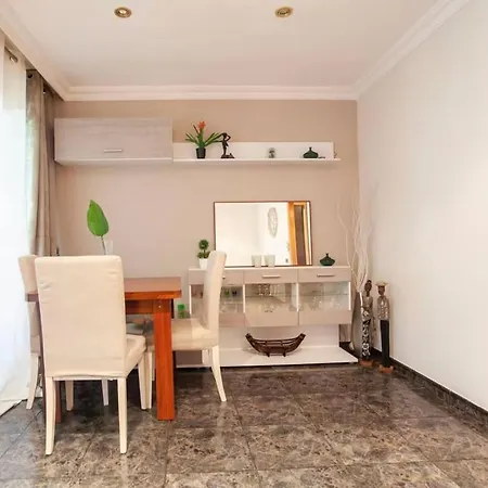 Apartamento De 2 Dormitorios Rubí